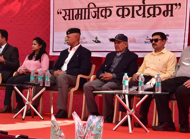 L To R â€“ Mr. Anuj Sharma, Ms. Shalini Singh, Brig Karan Singh Rathore (Retd.) , Brig. Bhagwan Singh, SM**(Retd.), Col. Sombit Ghosh (PRO Defence) and Col. Raghuraj (Retd.) during wheelchair distribution and felicitation ceremony of disabled veterans.