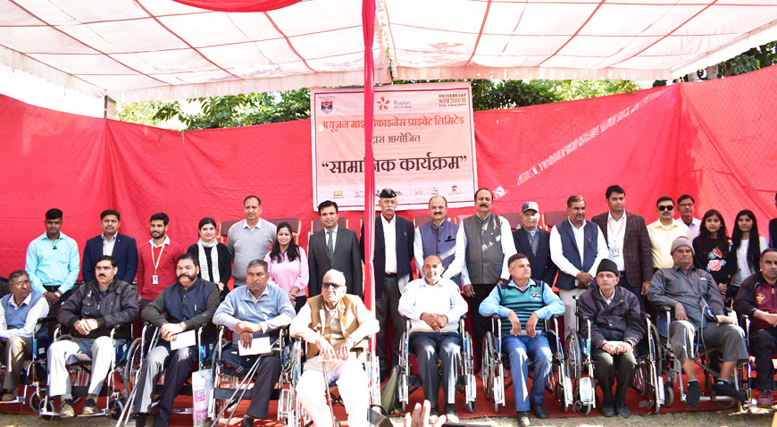 Distribution of wheelchairs to disabled ESM - Braveheart Soldier Foundation